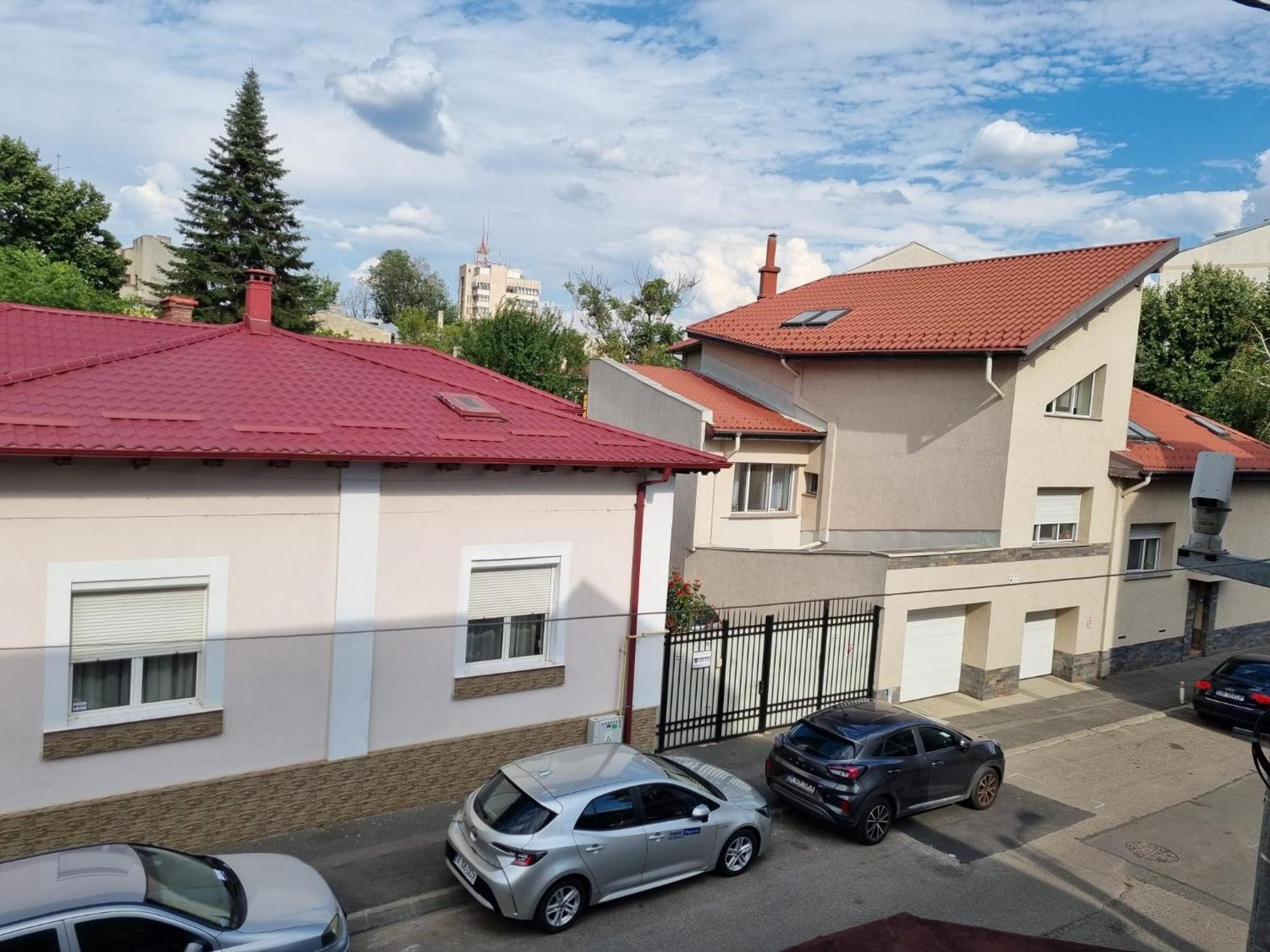 Cozy Apartment Near City Center Βουκουρέστι Εξωτερικό φωτογραφία