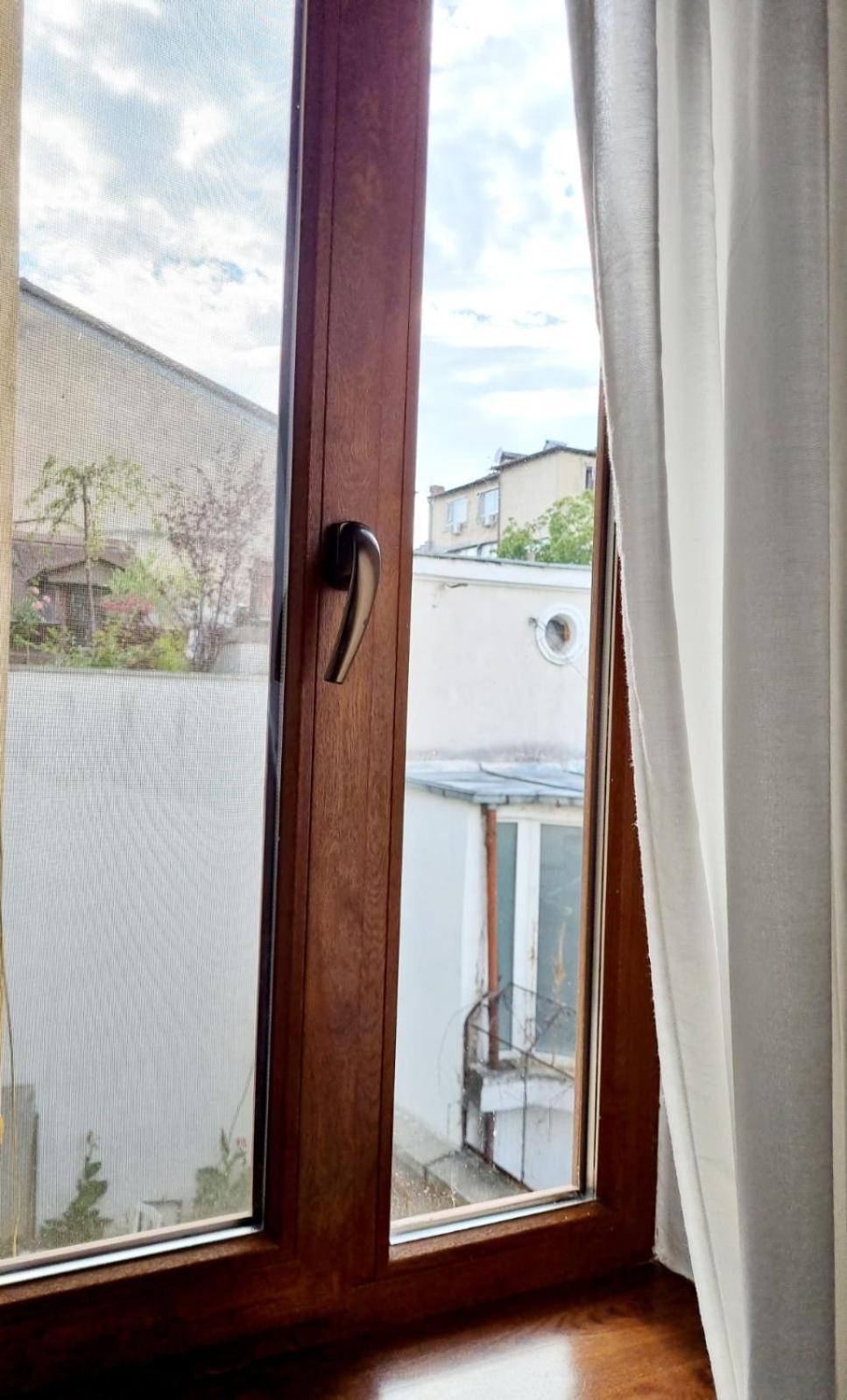 Cozy Apartment Near City Center Βουκουρέστι Εξωτερικό φωτογραφία